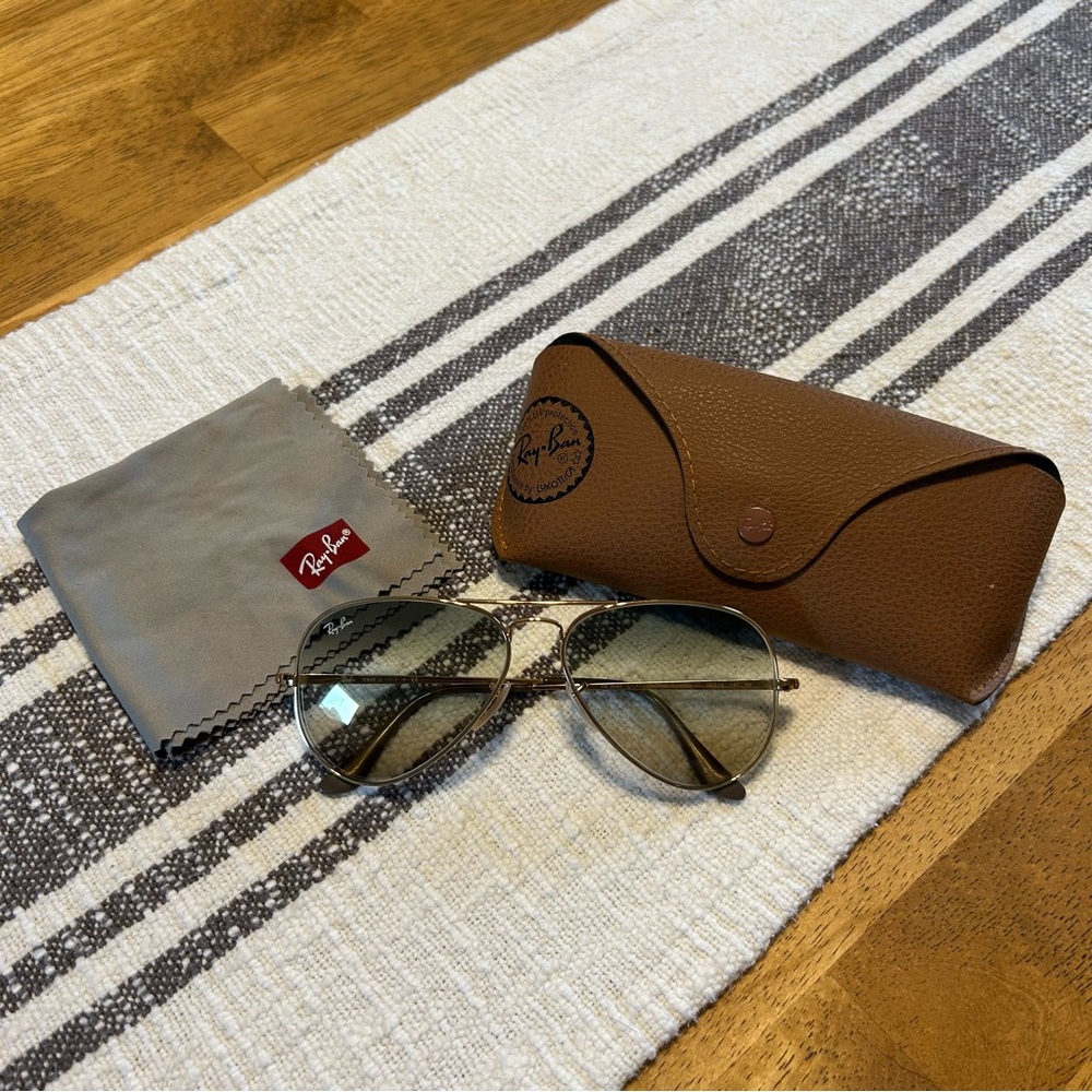 Ray Ban woman’s aviator sunglasses